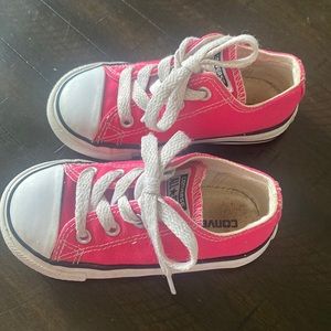Toddler Hot Pink Converse Size 7